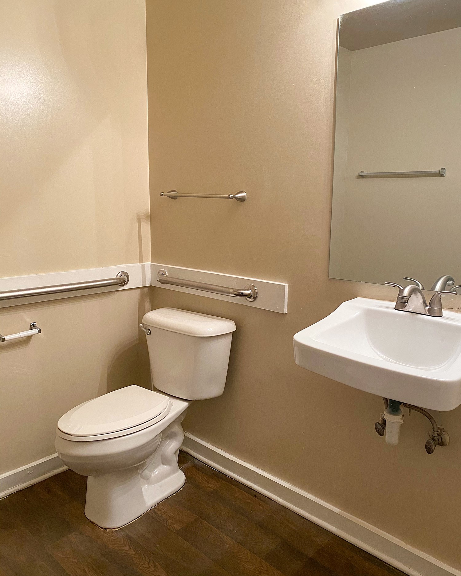 ellington-view-bathroom